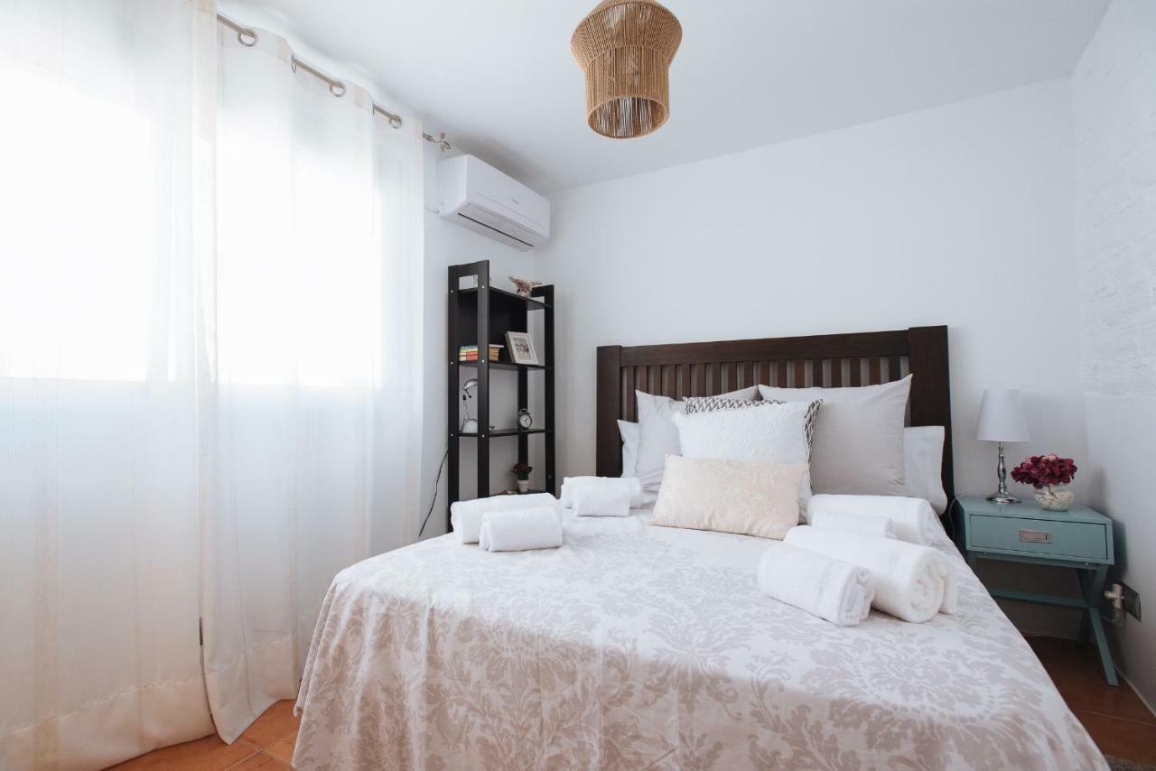 Cozy Attic With Terrace- 1Bd 1Bth- San Vicente Appartement Sevilla Buitenkant foto