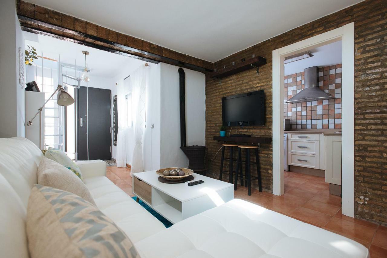 Cozy Attic With Terrace- 1Bd 1Bth- San Vicente Appartement Sevilla Buitenkant foto
