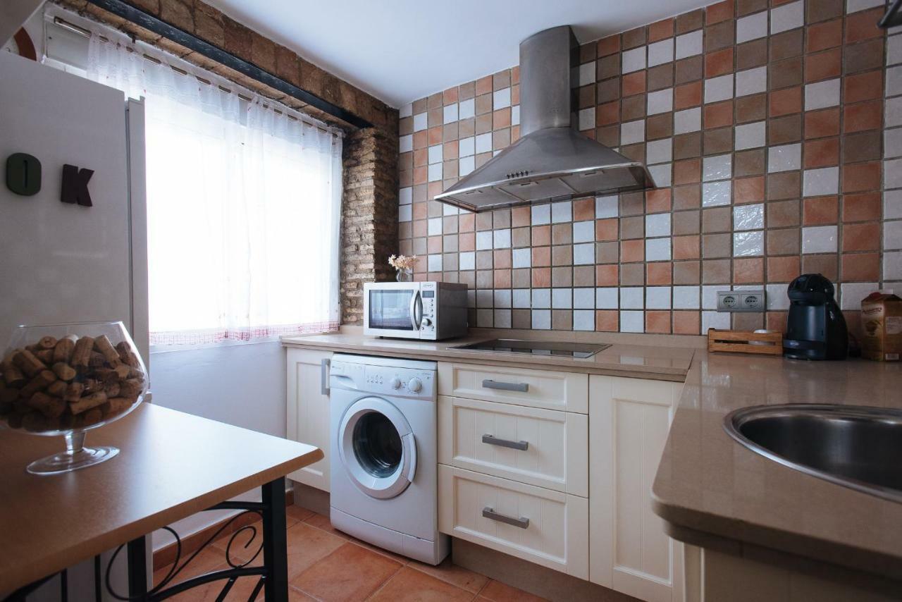 Cozy Attic With Terrace- 1Bd 1Bth- San Vicente Appartement Sevilla Buitenkant foto