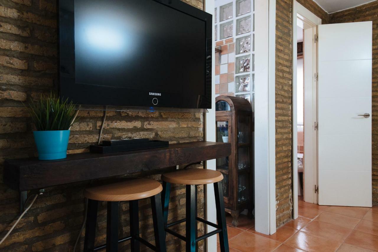 Cozy Attic With Terrace- 1Bd 1Bth- San Vicente Appartement Sevilla Buitenkant foto