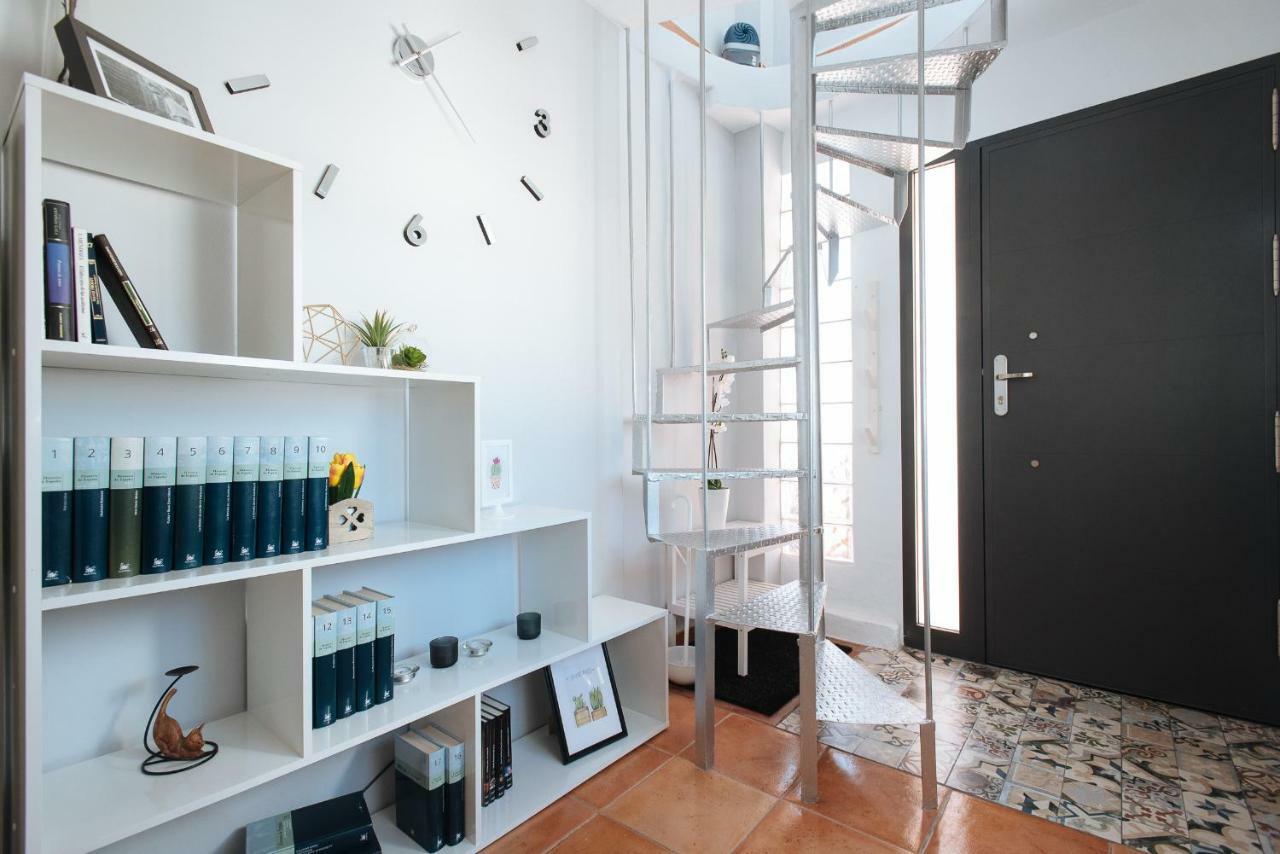 Cozy Attic With Terrace- 1Bd 1Bth- San Vicente Appartement Sevilla Buitenkant foto